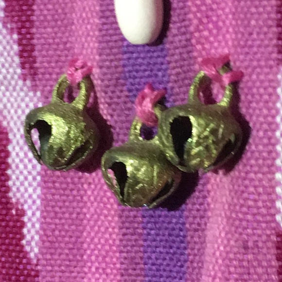 FINAL MARKDOWN LADIES’ Unique Toggle & Loop Closures Mirrored Jacket with Bells - Picture 7 of 13